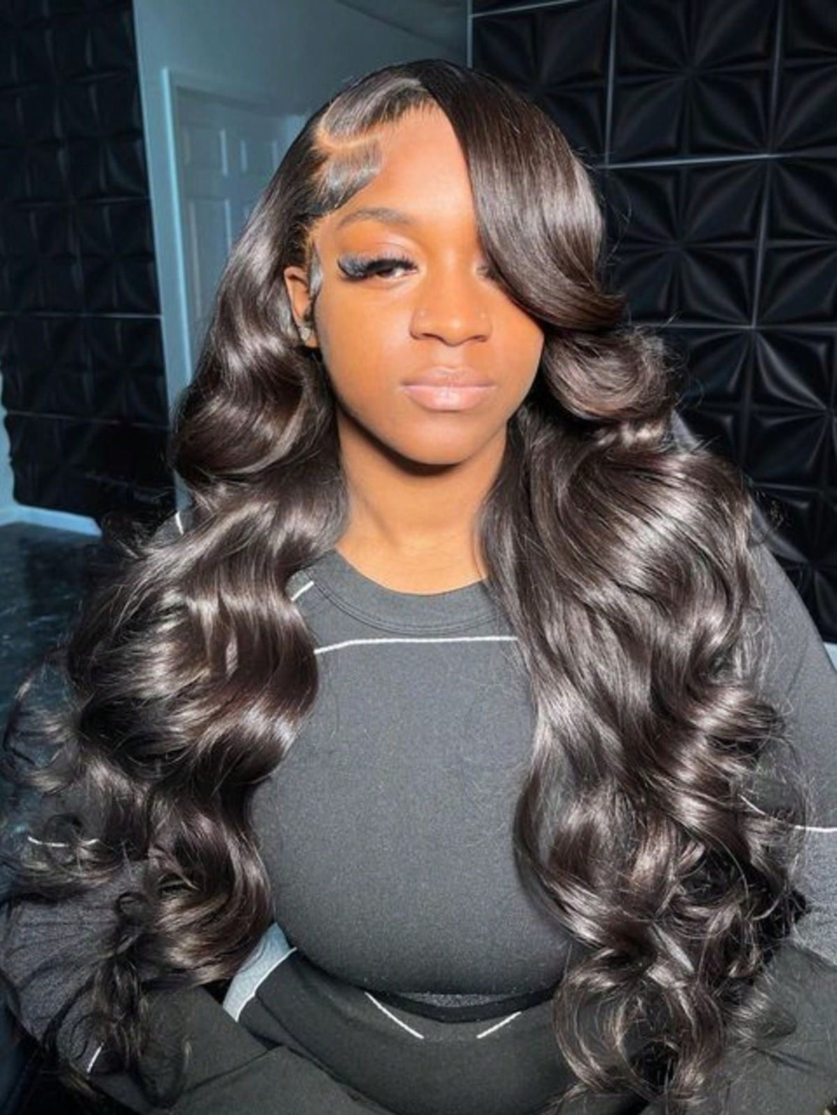 Full Frontal Wavy wig